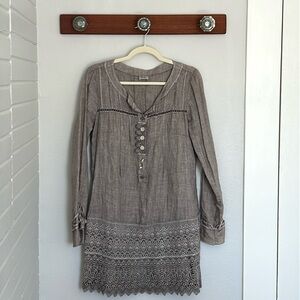 Beautiful Italian linen dress by Arte Pura.